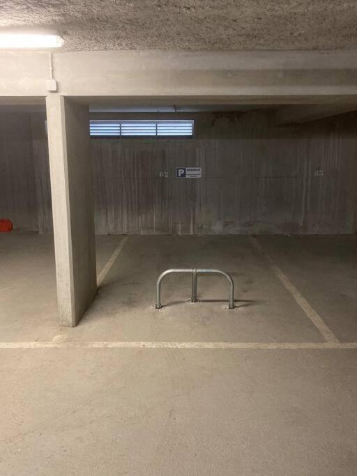Superbe Appartement Avec Piscine Et Garage Péone Exterior photo